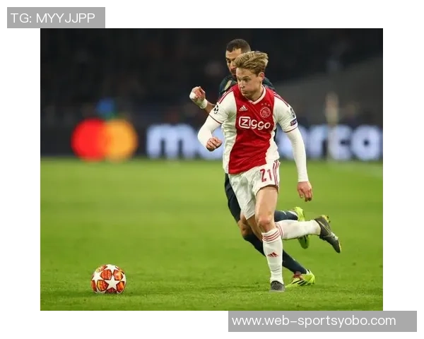 阿贾克斯正式签约27岁印尼国门佩斯合同有效至2029年6月